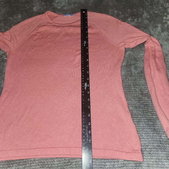 J. Mclaughlin Longsleeve Coral Sweater Sz Small Decorative Buttons Soft Knit, - Picture 6 of 7